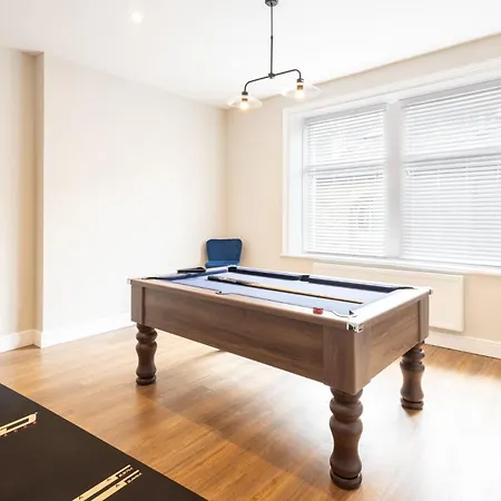 Host & - South Street House *